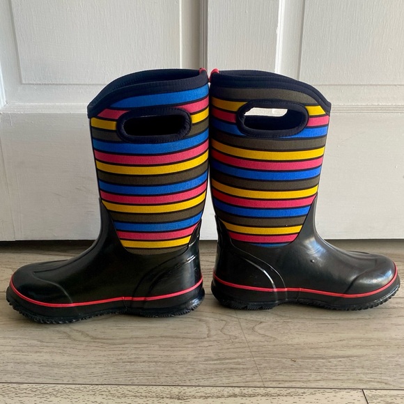 Bogs Girl’s Classic Striped Waterproof Winter Snow Boots - Picture 6 of 11